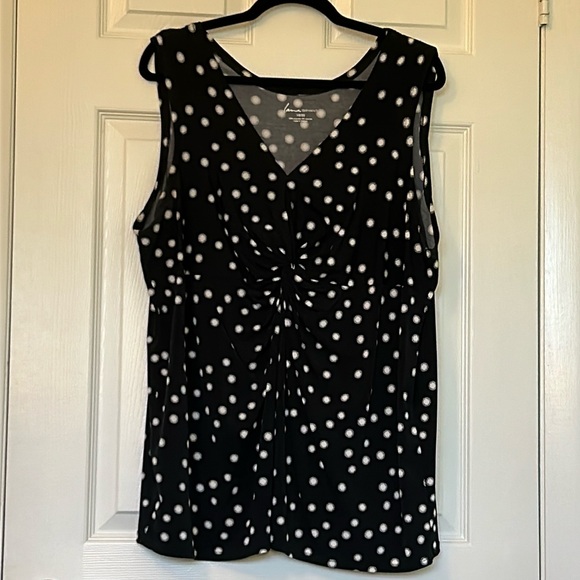 Lane Bryant polkadot jersey blouse with rusching under bust - Picture 1 of 2